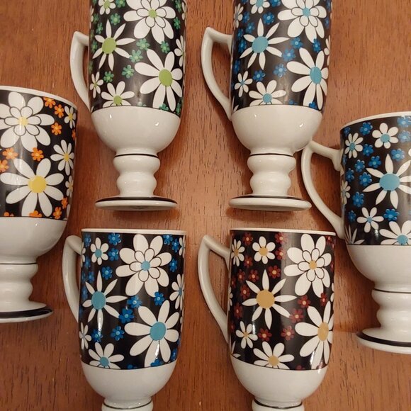 VINTAGE ROYAL CROWN SMUG MUGS SET1960 BY TINA ARNART CERAMIC - Picture 12 of 15